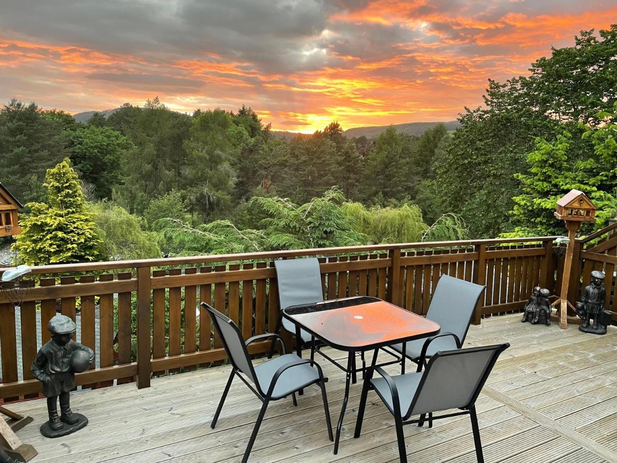 Beautiful 2 Bedroom Lodge With Stunning Views Блэр-Атолл Экстерьер фото