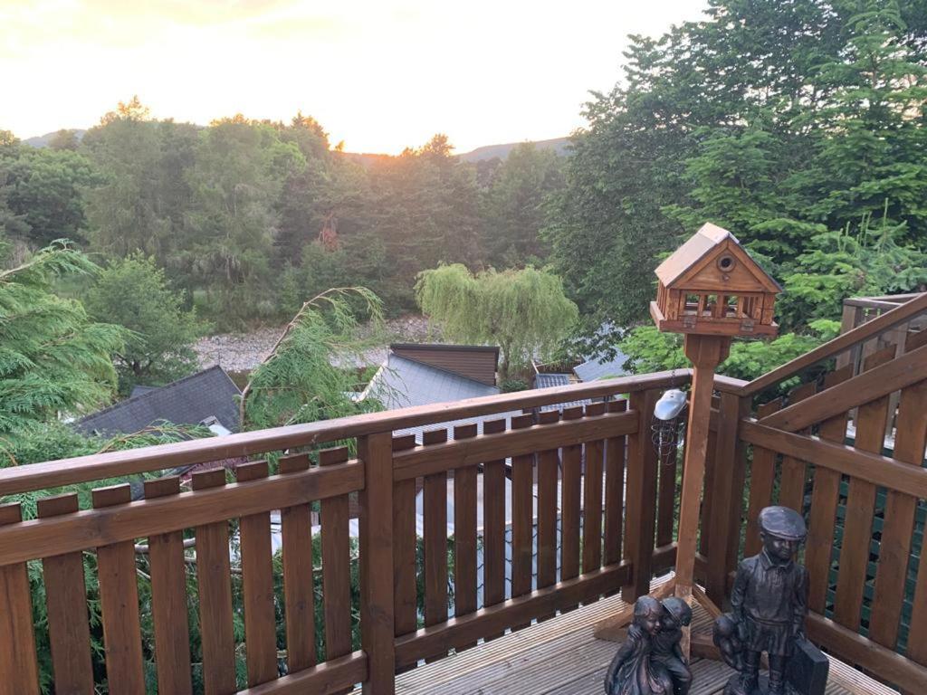 Beautiful 2 Bedroom Lodge With Stunning Views Блэр-Атолл Экстерьер фото